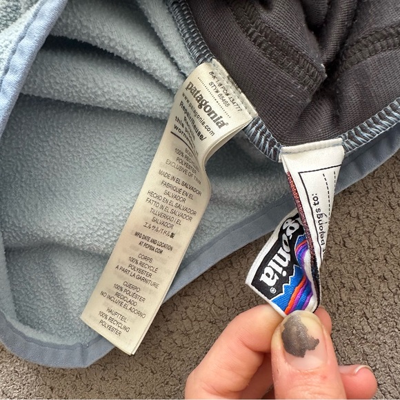 Patagonia Kids Blue and Gray Fleece Hoodie 5-6 Kids - Picture 4 of 7